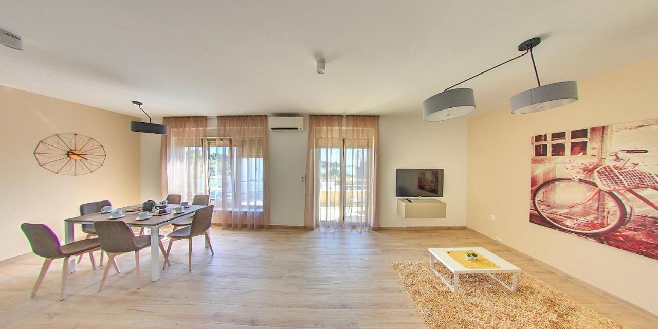 Modo Apartments Пула Экстерьер фото