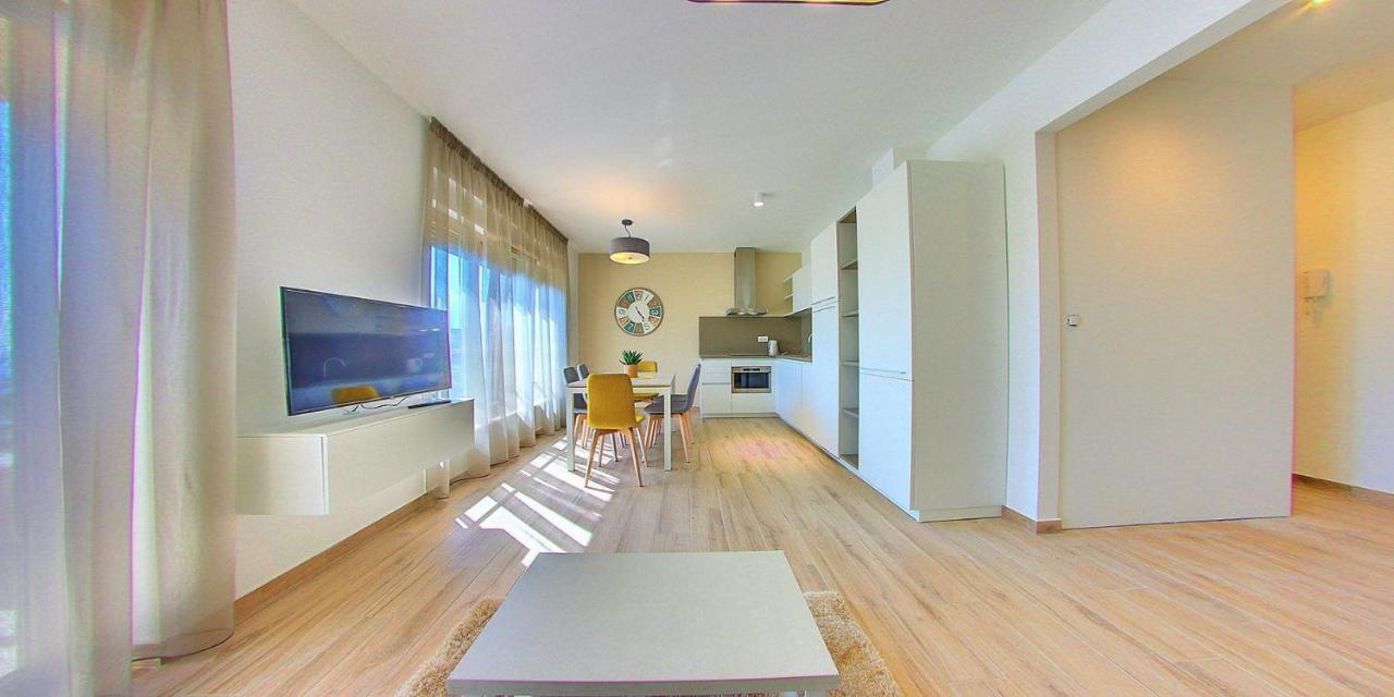 Modo Apartments Пула Экстерьер фото